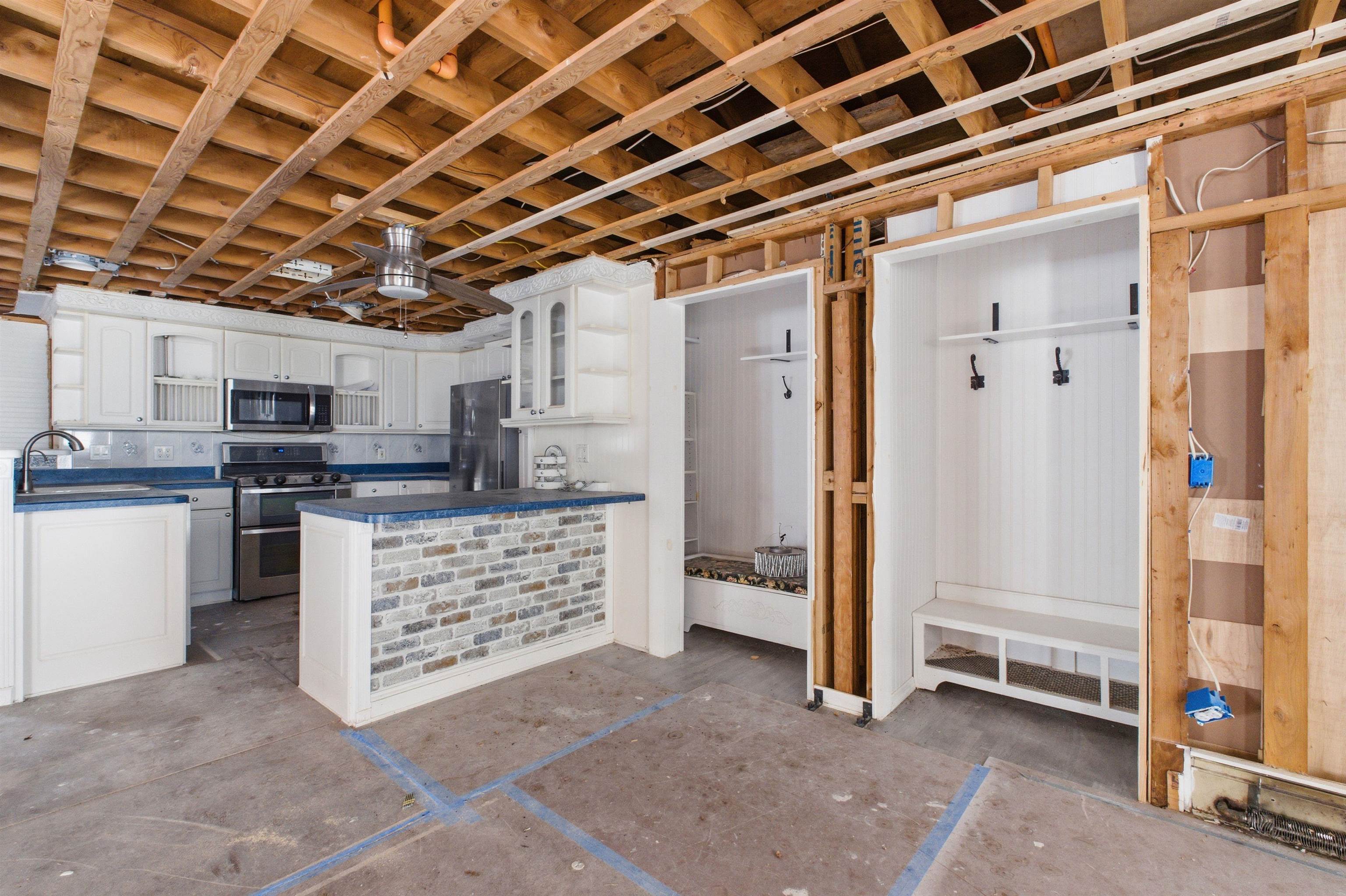 77 Straw Road Manchester, NH 03102 - Photo 25 of 57