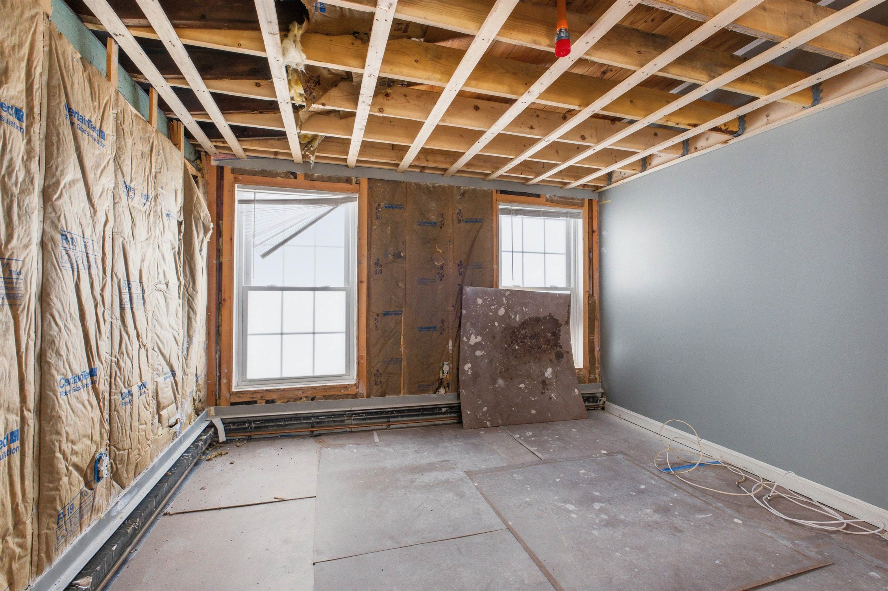 77 Straw Road Manchester, NH 03102 - Photo 29 of 57