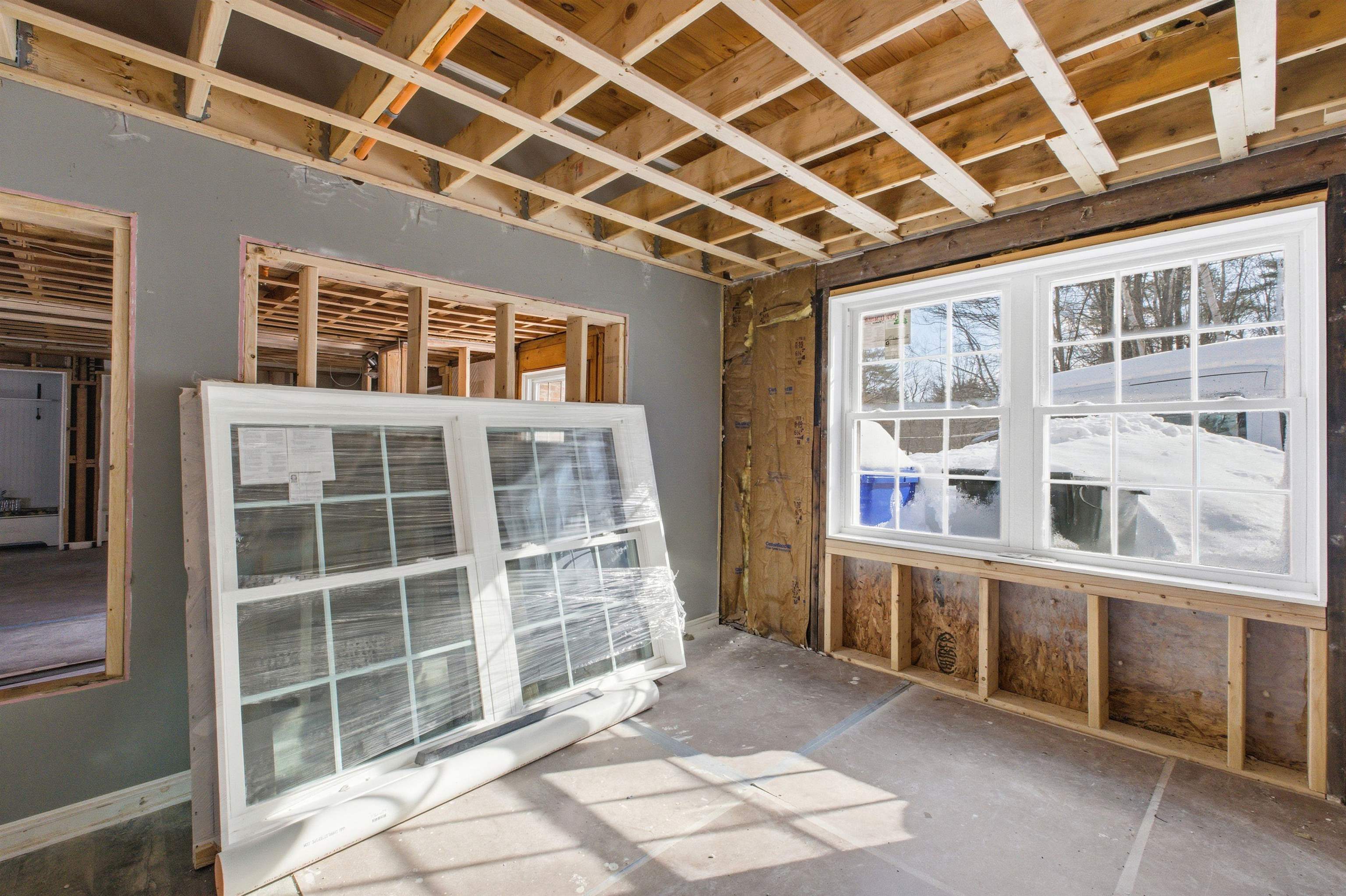 77 Straw Road Manchester, NH 03102 - Photo 33 of 57