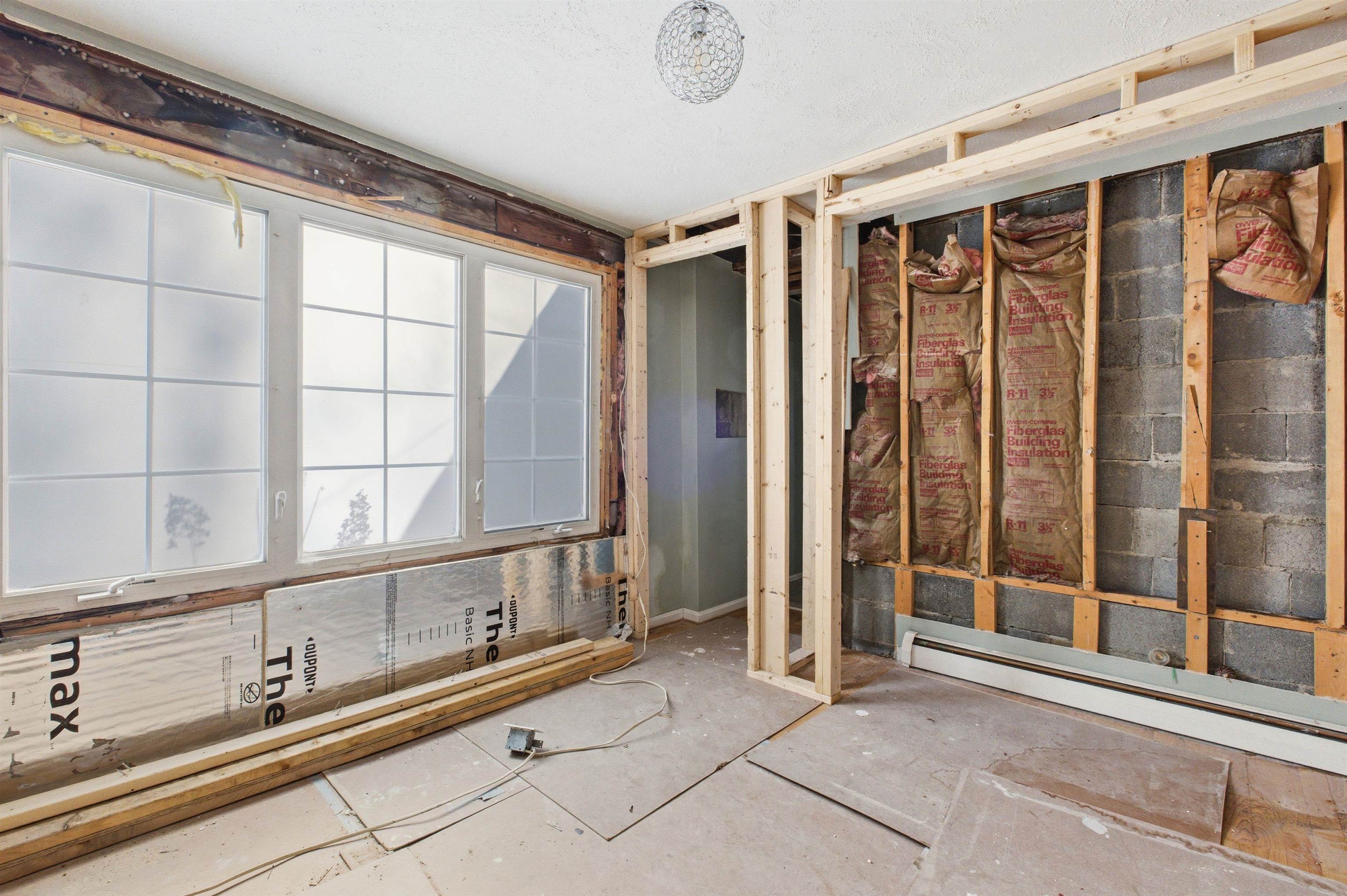 77 Straw Road Manchester, NH 03102 - Photo 42 of 57