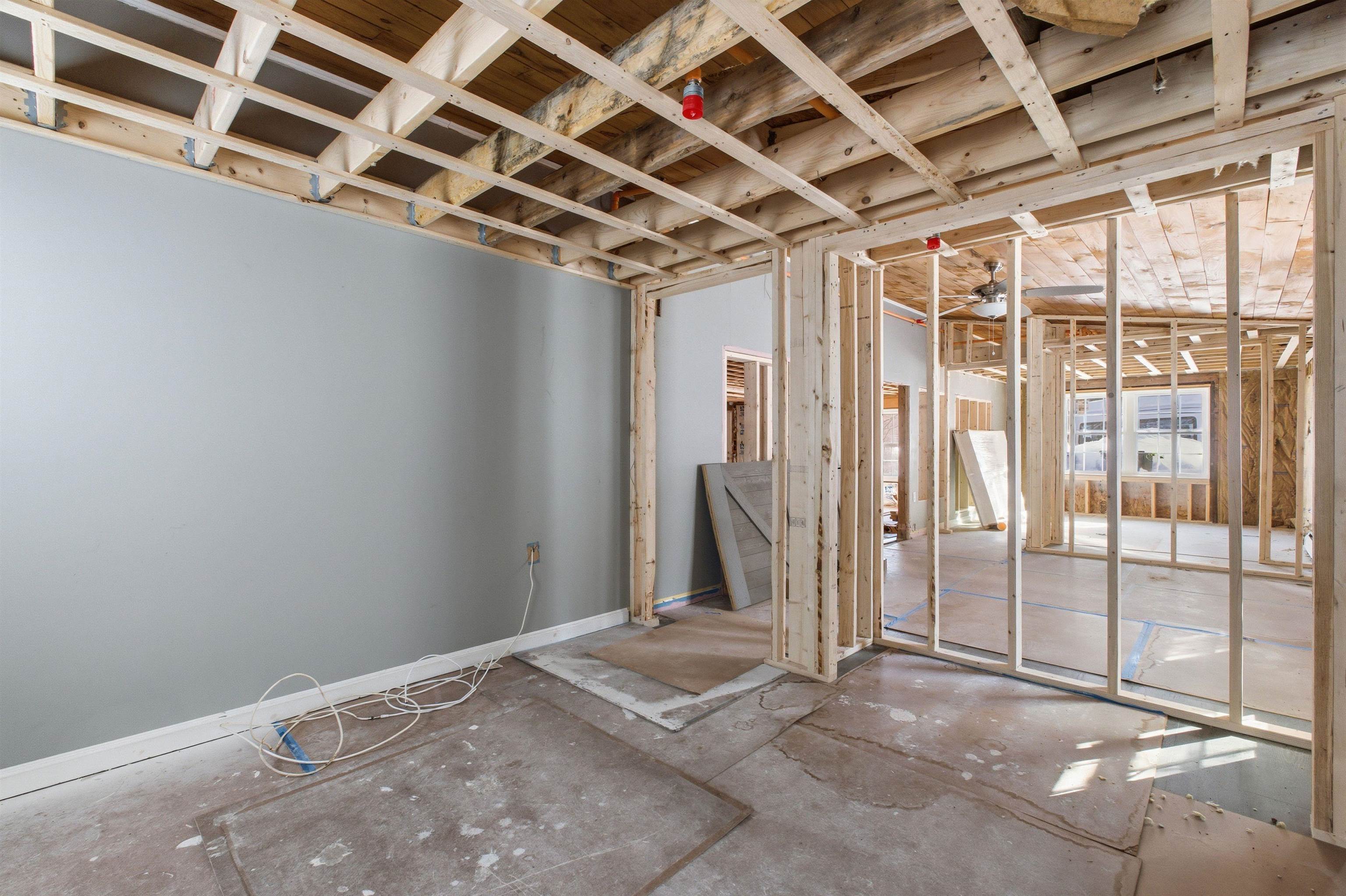 77 Straw Road Manchester, NH 03102 - Photo 44 of 57