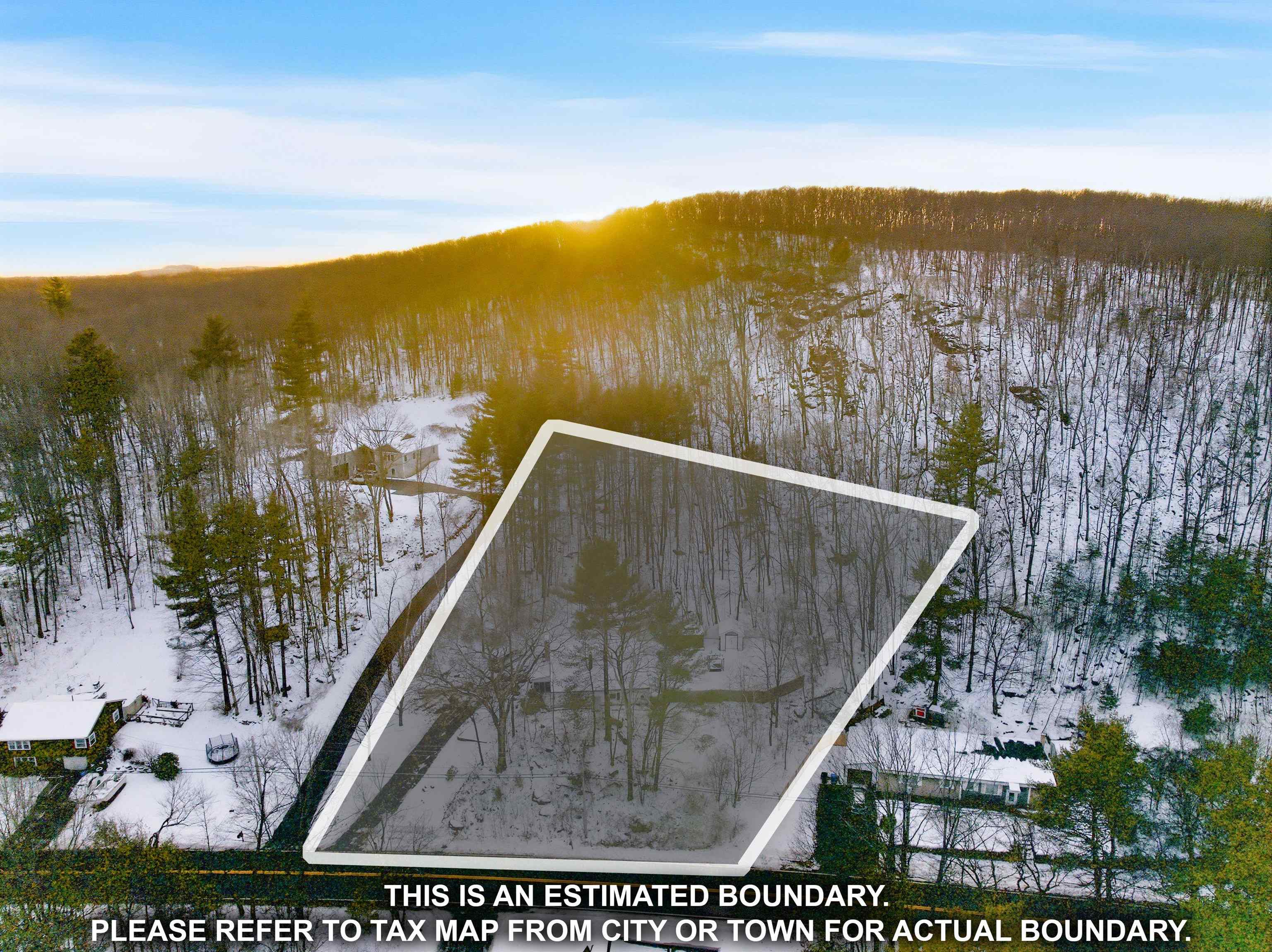 77 Straw Road Manchester, NH 03102 - Photo 9 of 57