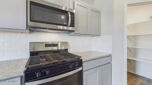 $231,000 | 144 Cottage Cove Drive, Maurice, LA 70555