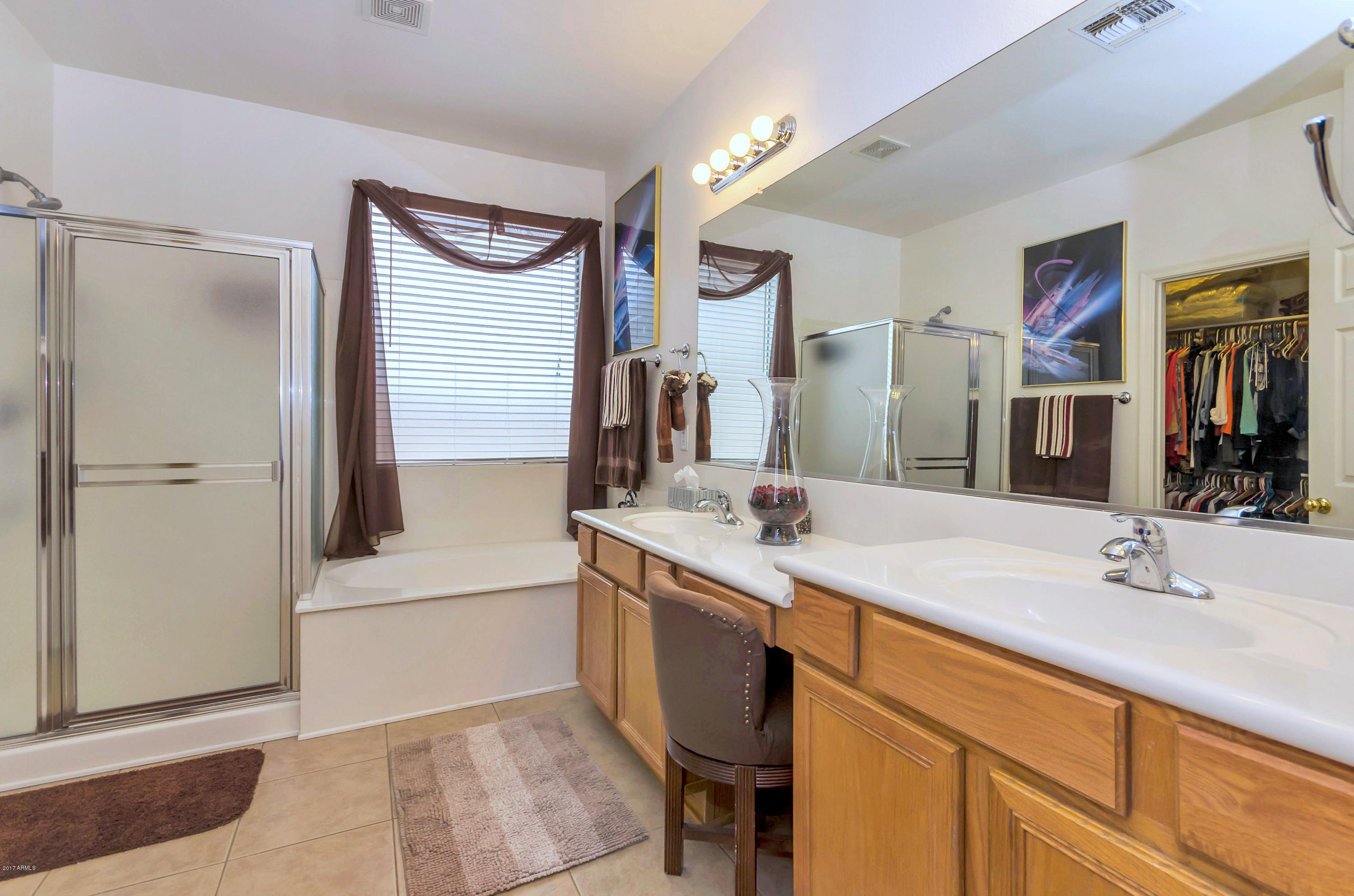 14438 West Boca Raton Road Surprise, AZ 85379 - Photo 5 of 28 TOD_5278