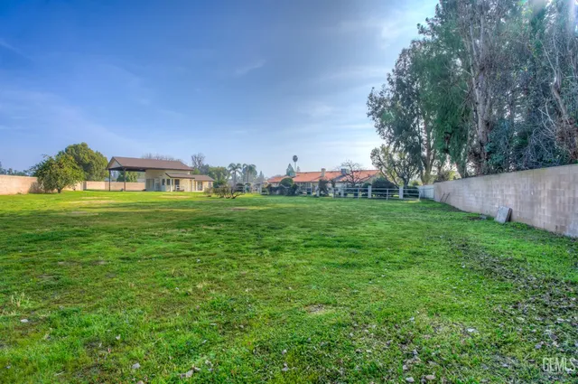 $850,000 | Undisclosed Address, Bakersfield, CA 93309