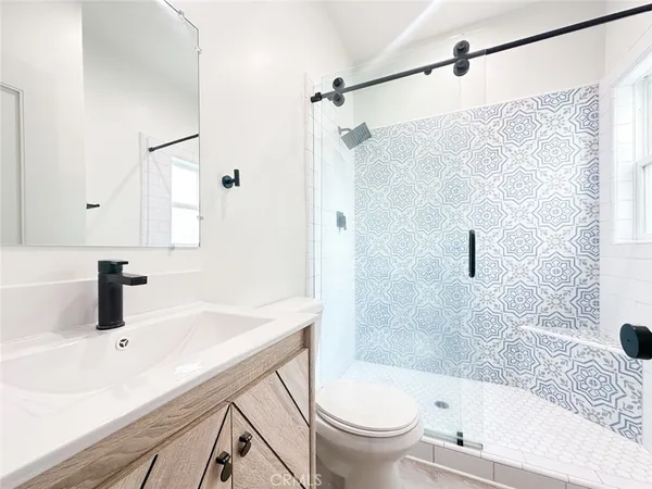 $1,950 | 305 1/2 Main Street, Unit 3, Newport Beach, CA 92661
