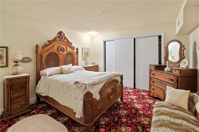 $1,299,000 | 2950 West Eagle View, Garden City, KS 67846