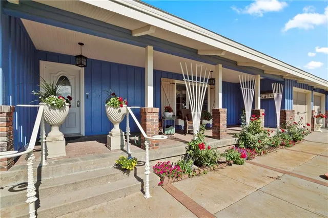 $1,299,000 | 2950 West Eagle View, Garden City, KS 67846