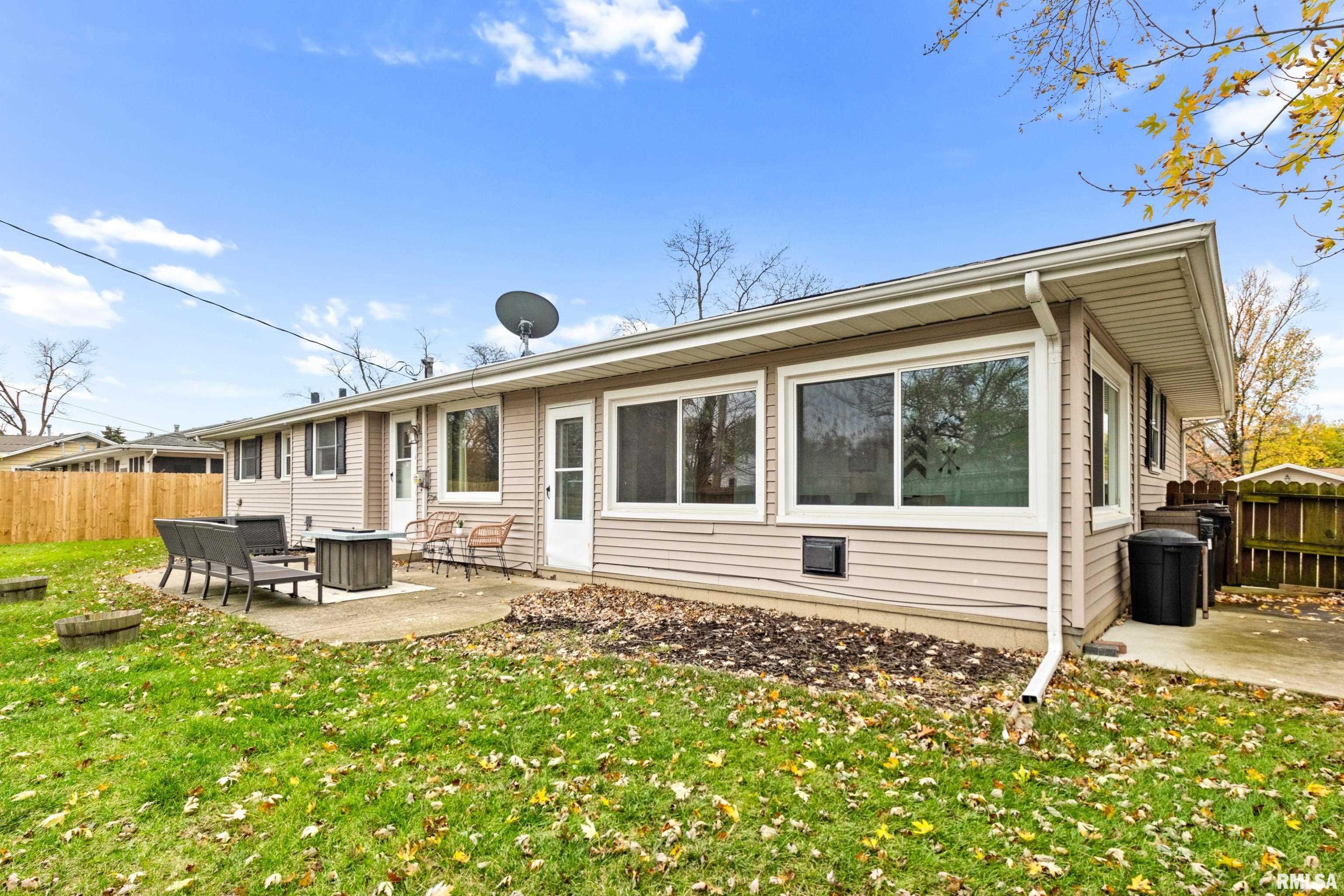 5424 North James Road Peoria, IL 61615 - Photo 8 of 42 Gallery Image 8