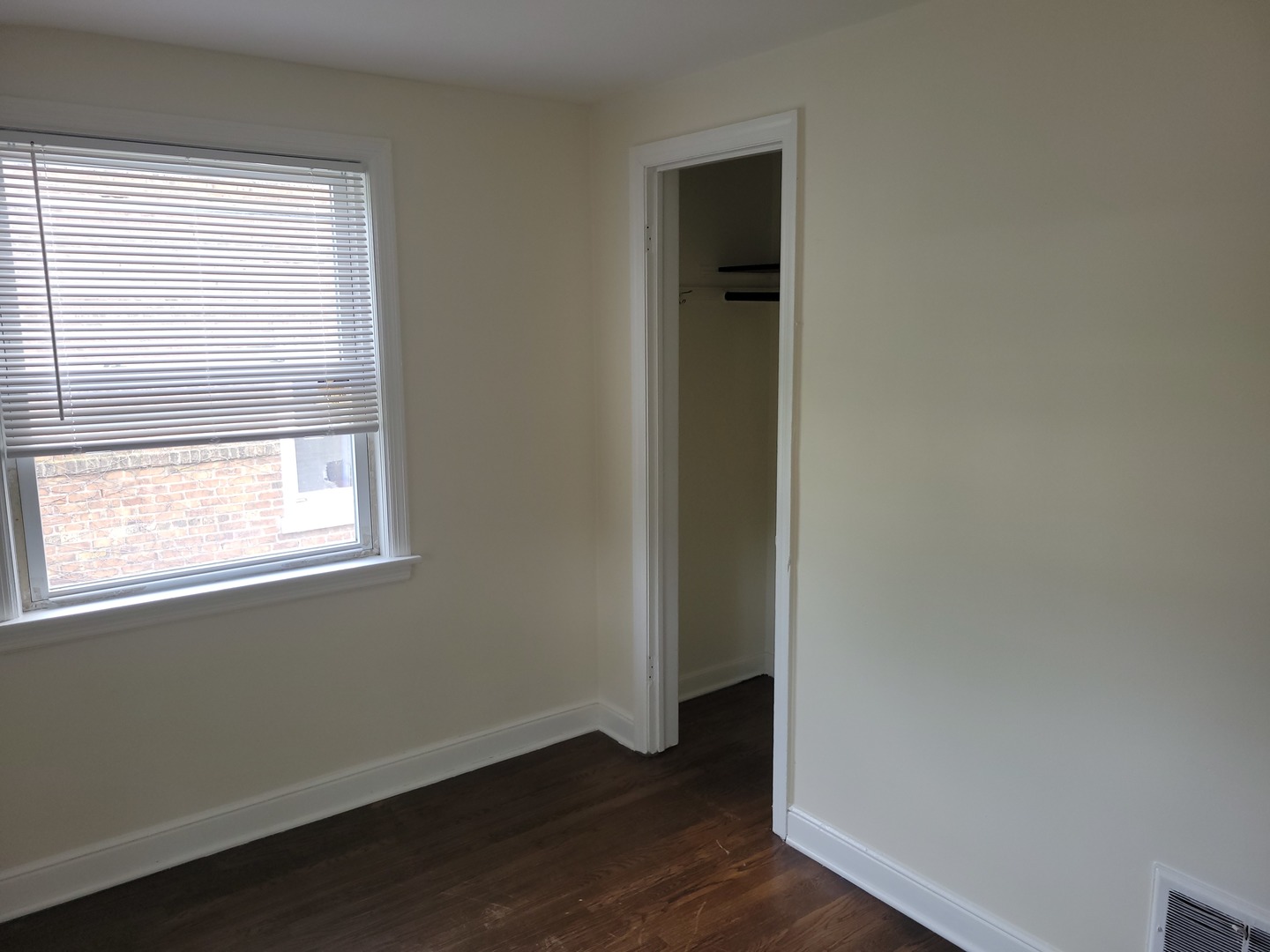 9126 South Perry Avenue Chicago, IL 60620 - Photo 13 of 22