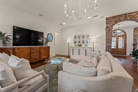 $1,595,000 | 7665 Richards Drive, Baton Rouge, LA 70809