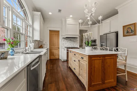 $1,595,000 | 7665 Richards Drive, Baton Rouge, LA 70809