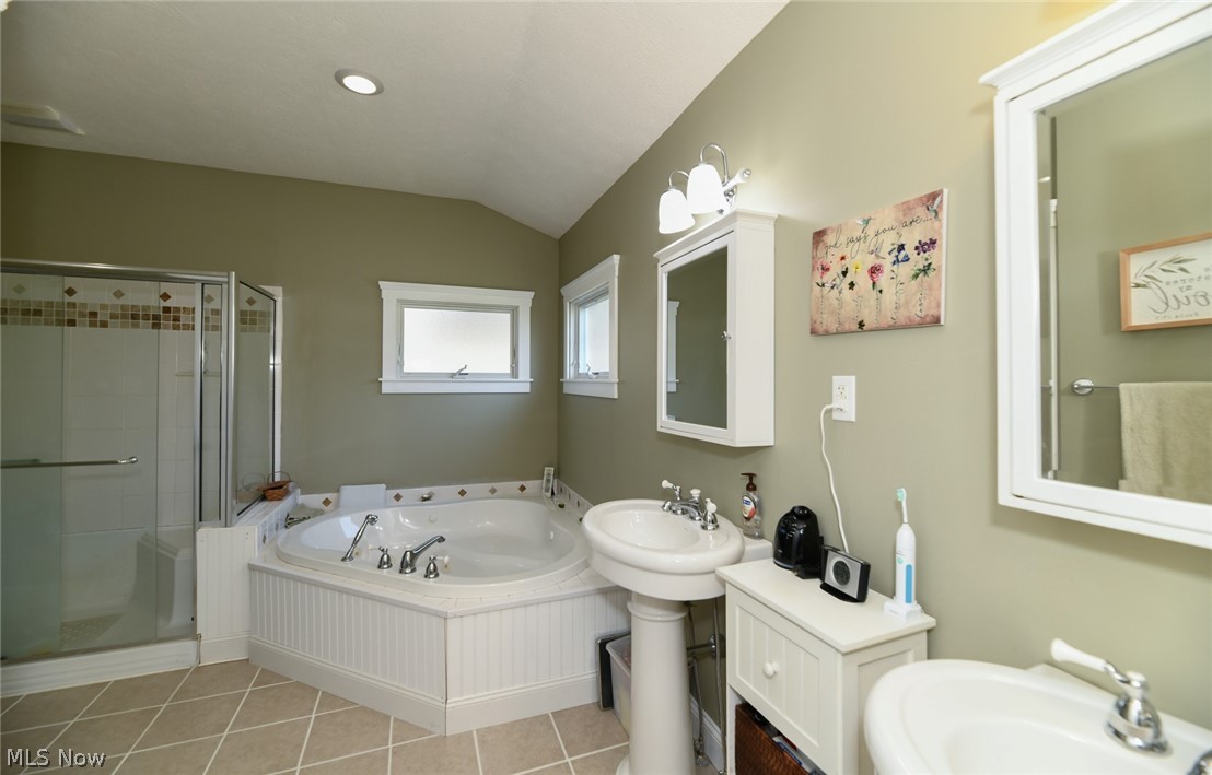 7608 Seasons Road Kent, OH 44240 - Photo 15 of 35 Gallery Image 15