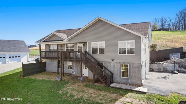 $540,000 | 2731 Lucille Avenue, Kodak, TN 37764