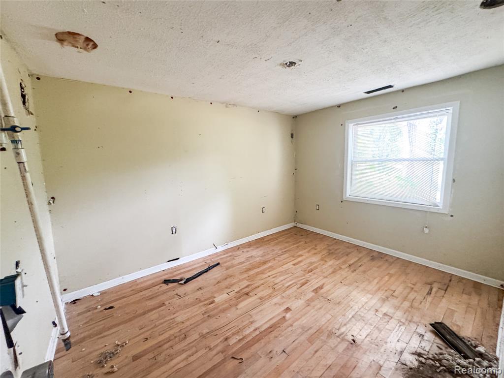 7889 Chilson Road Pinckney, MI 48169 - Photo 12 of 14