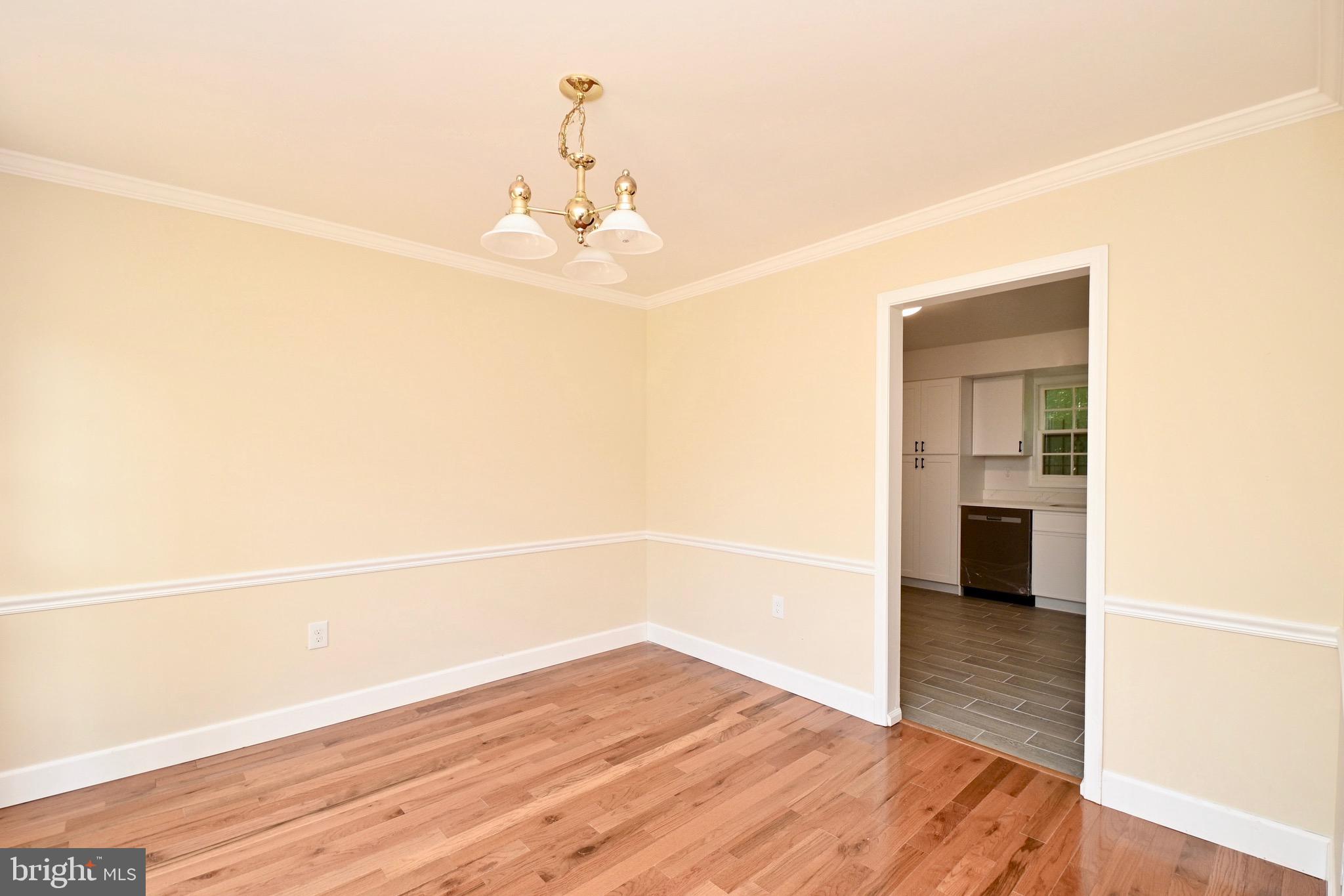 10110 Snowden Road Laurel, MD 20708 - Photo 9 of 56 Dining room