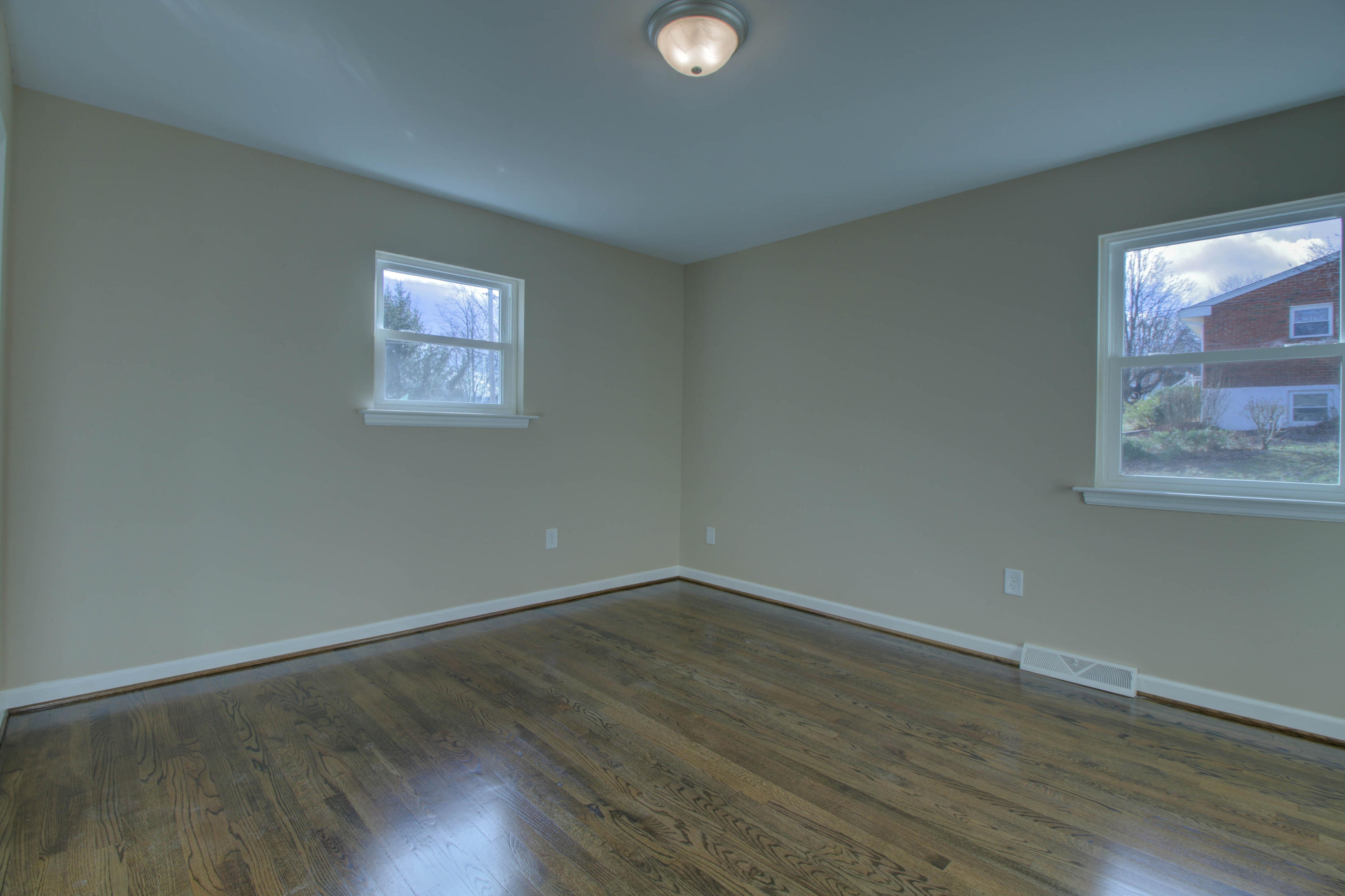 2734 Fernlawn Road Salem, VA 24153 - Photo 18 of 27 IMG_9443_4_5_6_7_8_9