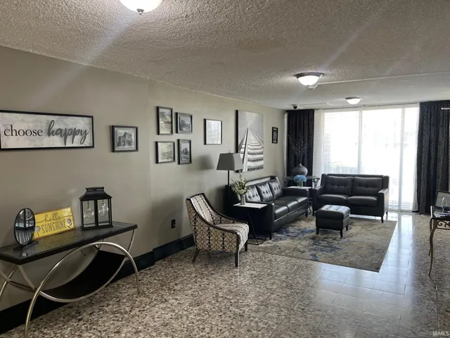 $60,000 | 1100 Erie Avenue, Evansville, IN 47715