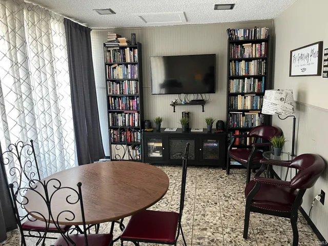 $60,000 | 1100 Erie Avenue, Evansville, IN 47715