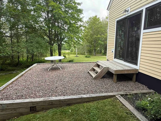 $655,000 | 93 Senor Road, Warren, VT 05674