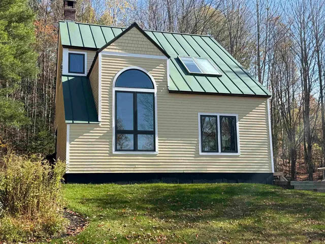 $655,000 | 93 Senor Road, Warren, VT 05674