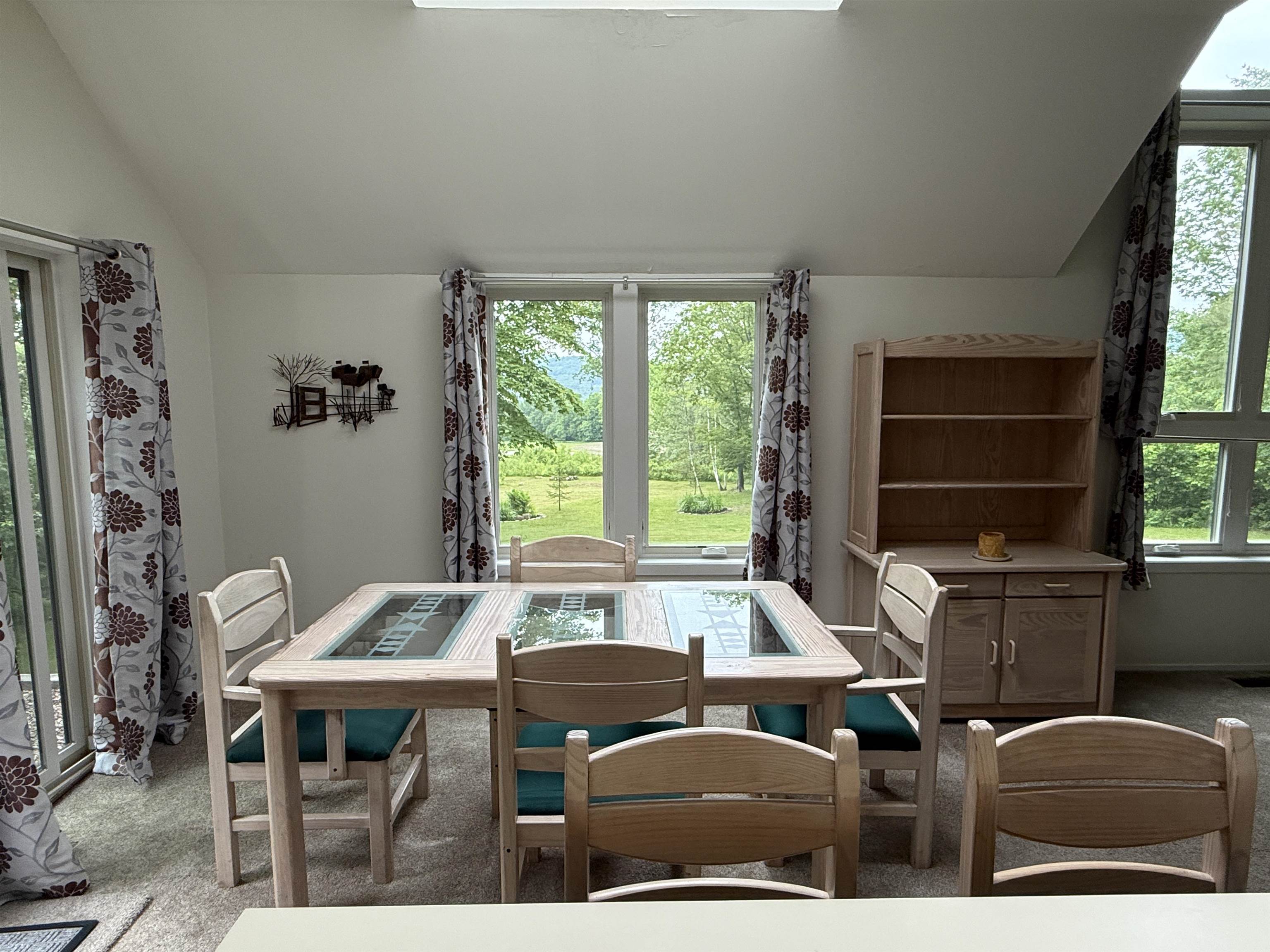 93 Senor Road Warren, VT 05674 - Photo 5 of 51