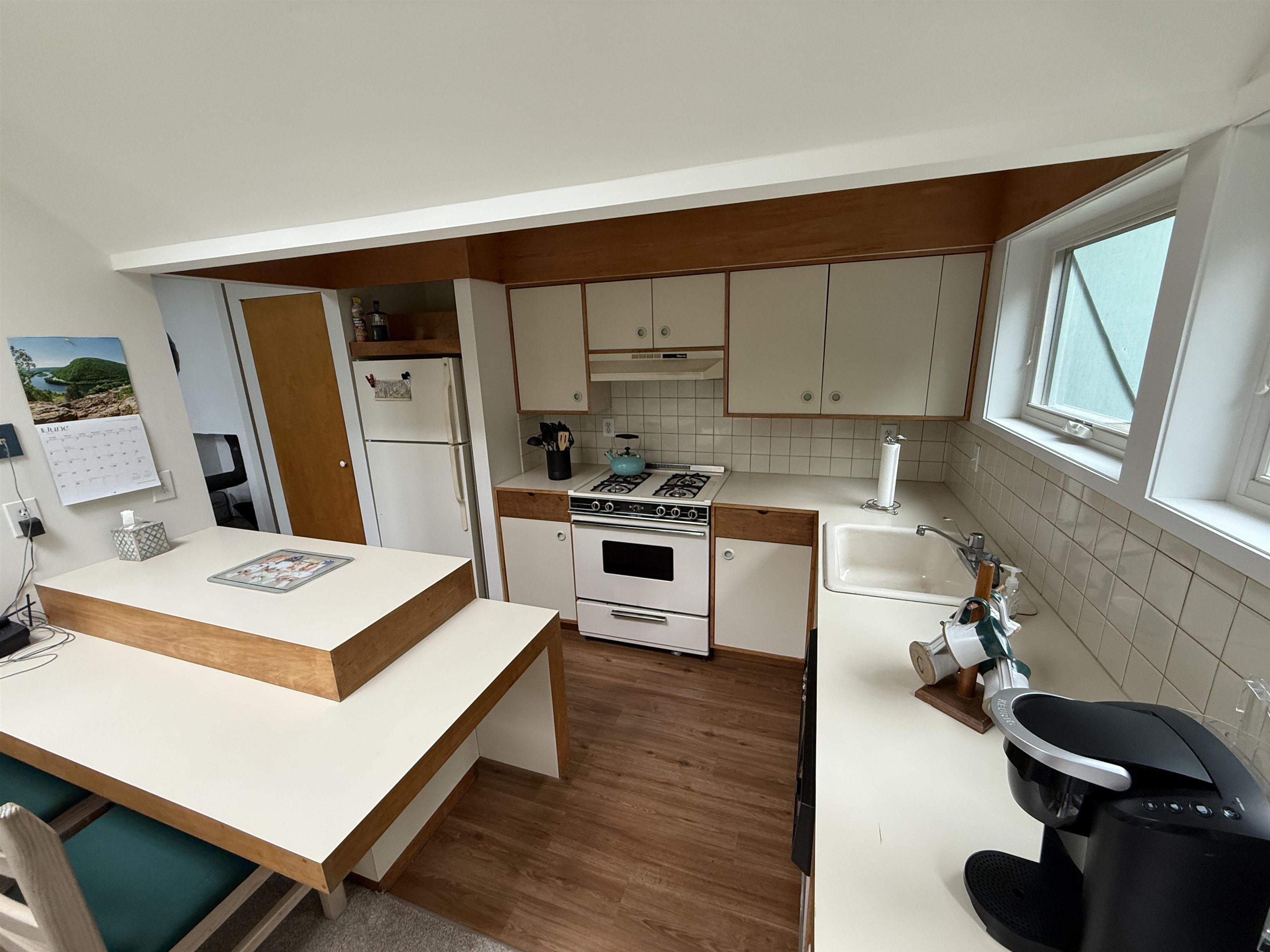 93 Senor Road Warren, VT 05674 - Photo 6 of 51