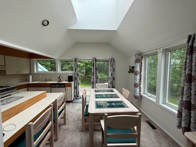 $655,000 | 93 Senor Road, Warren, VT 05674