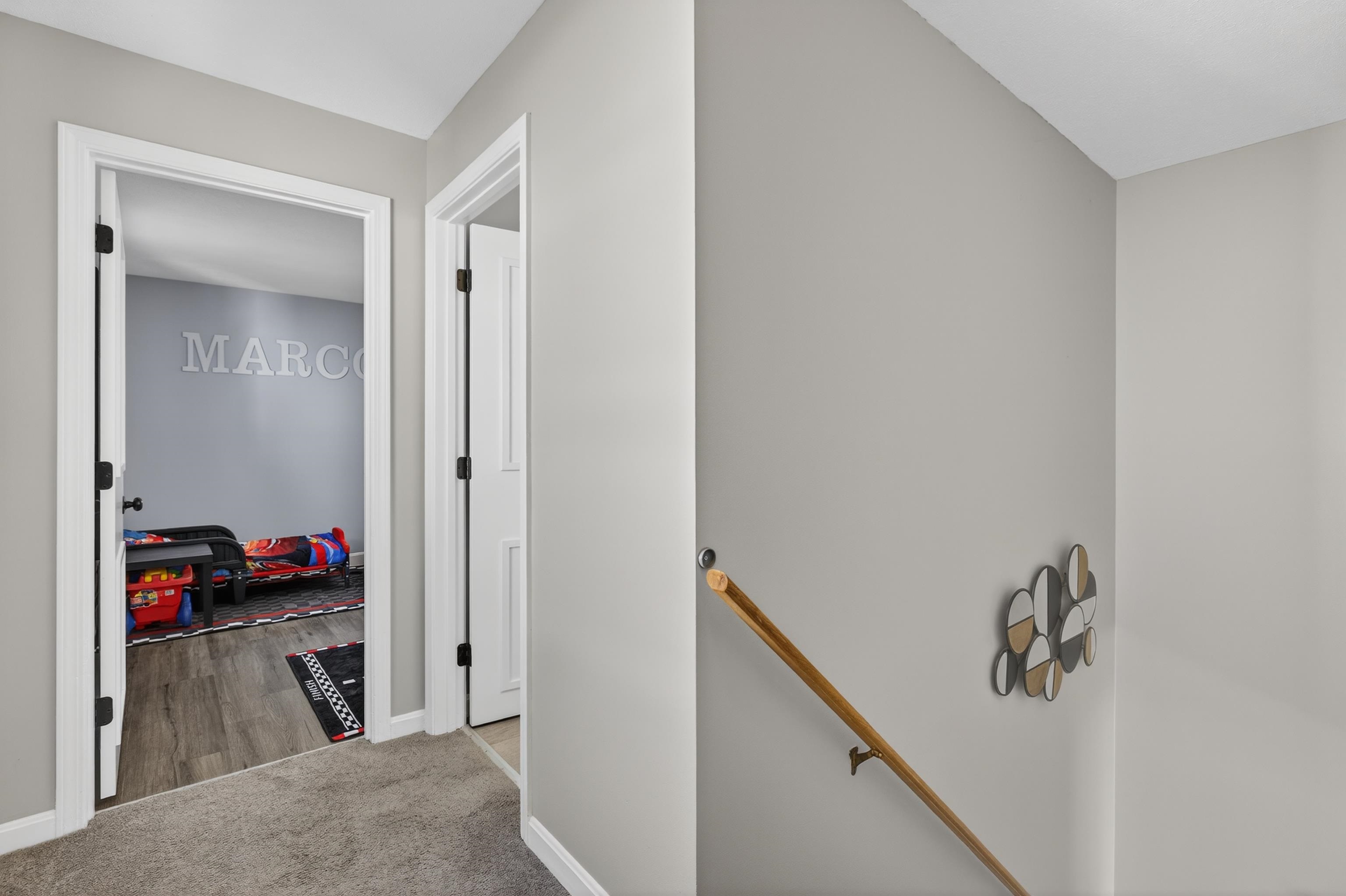 65 Taylor Street Manchester, NH 03103 - Photo 12 of 36