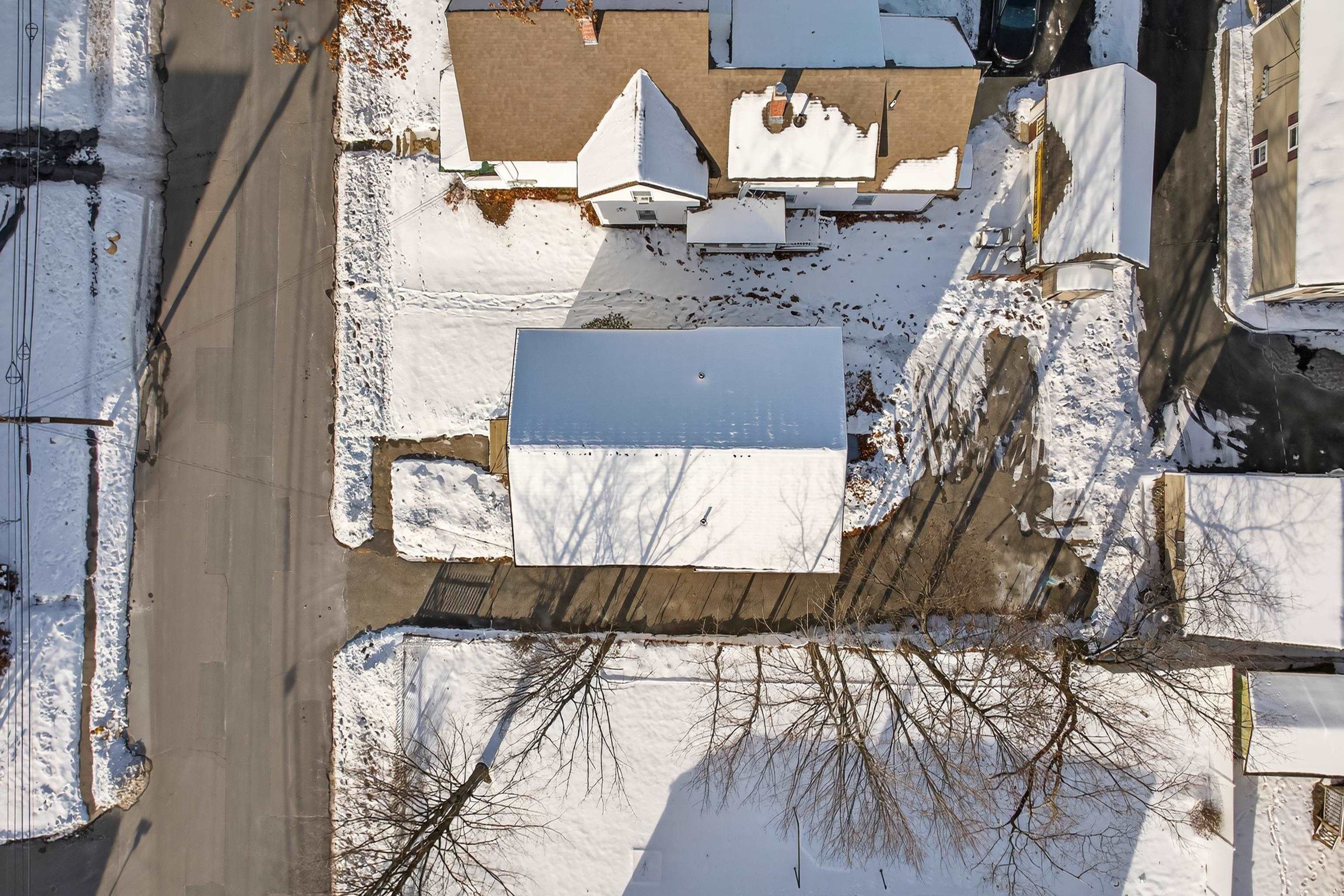 65 Taylor Street Manchester, NH 03103 - Photo 31 of 36