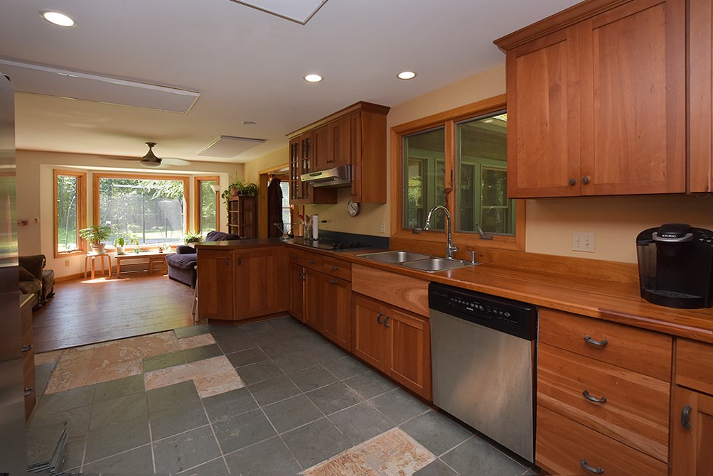 45 South Killingly Road Foster, RI 02825 - Photo 6 of 14