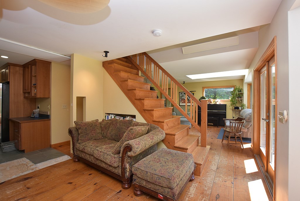 45 South Killingly Road Foster, RI 02825 - Photo 9 of 14