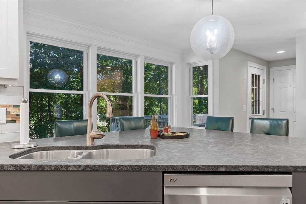 22 River Road Pepperell, MA 01463 - Photo 7 of 29