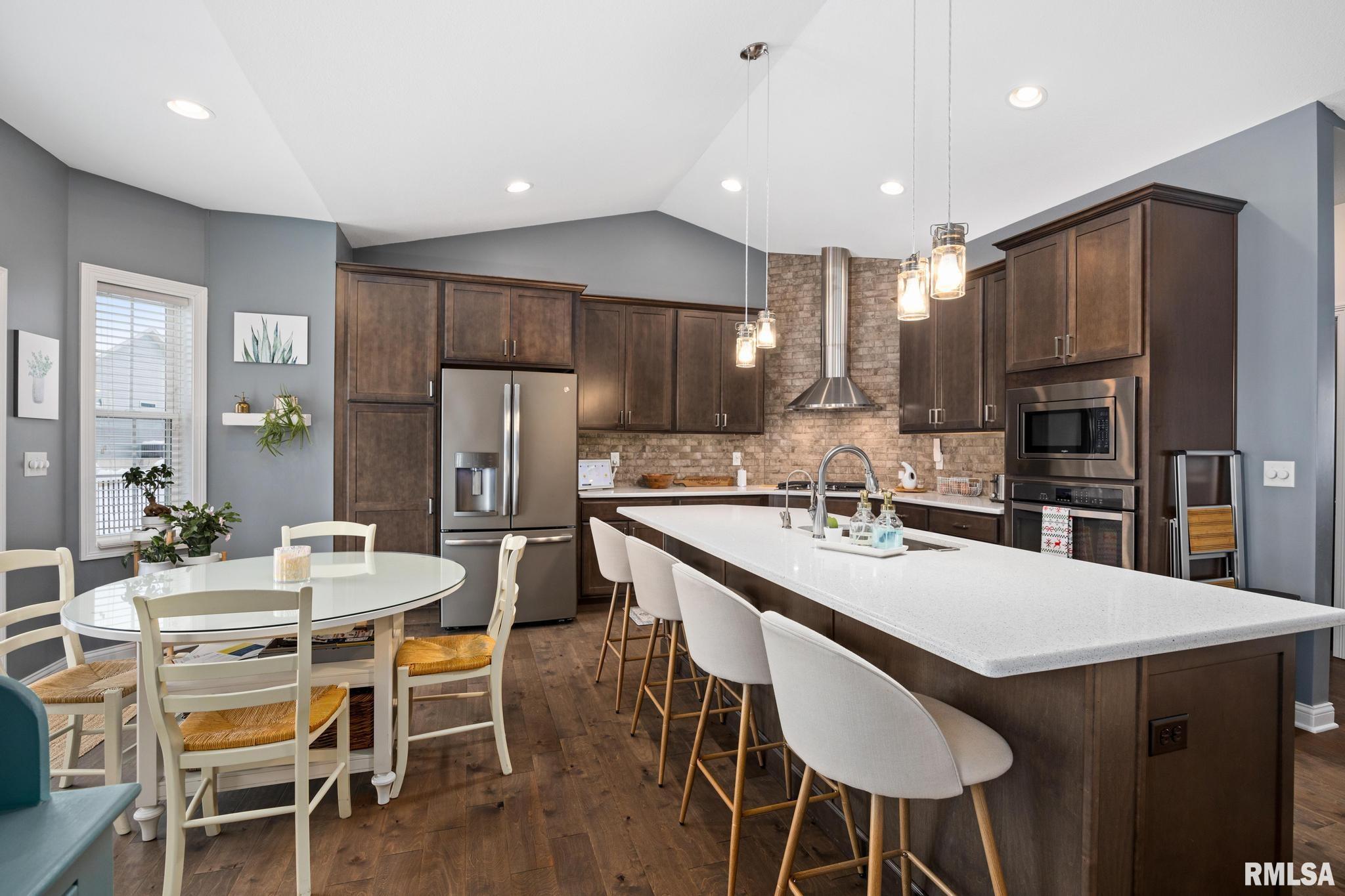 102 Joseph Court Washington, IL 61571 - Photo 12 of 56