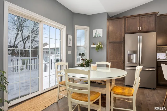 $552,000 | 102 Joseph Court, Washington, IL 61571