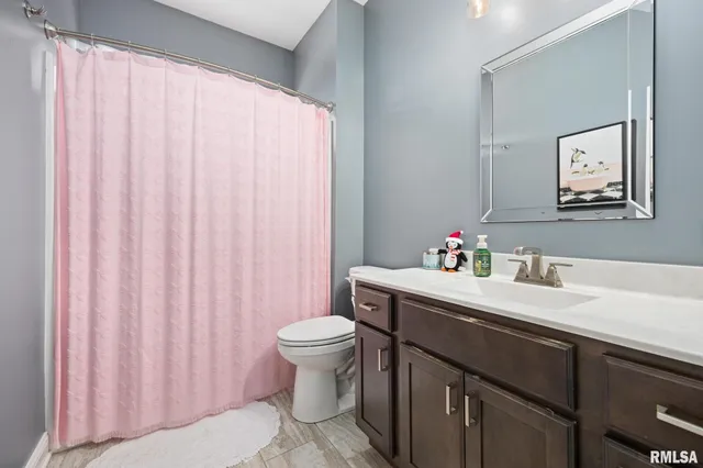 $552,000 | 102 Joseph Court, Washington, IL 61571