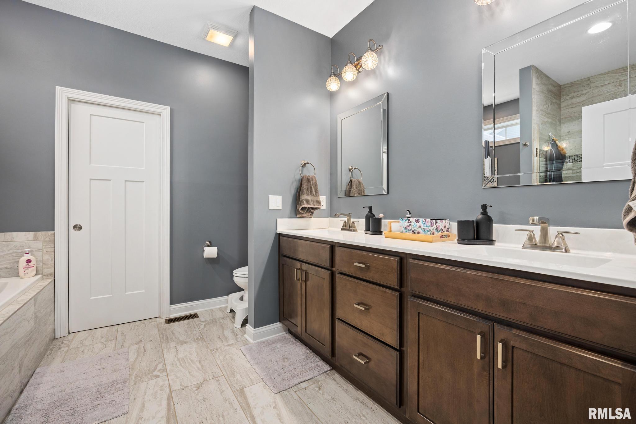 102 Joseph Court Washington, IL 61571 - Photo 27 of 56