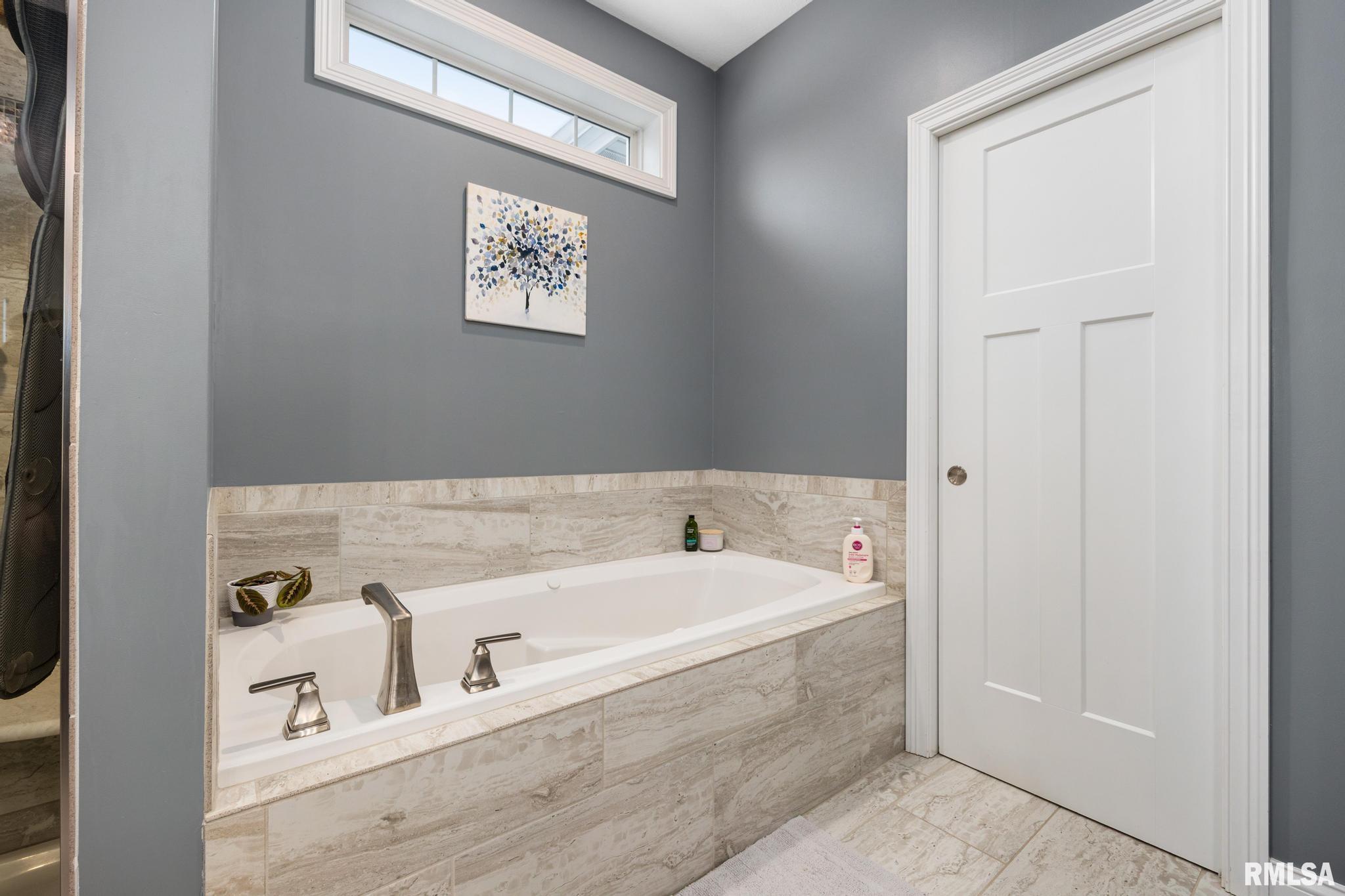 102 Joseph Court Washington, IL 61571 - Photo 29 of 56