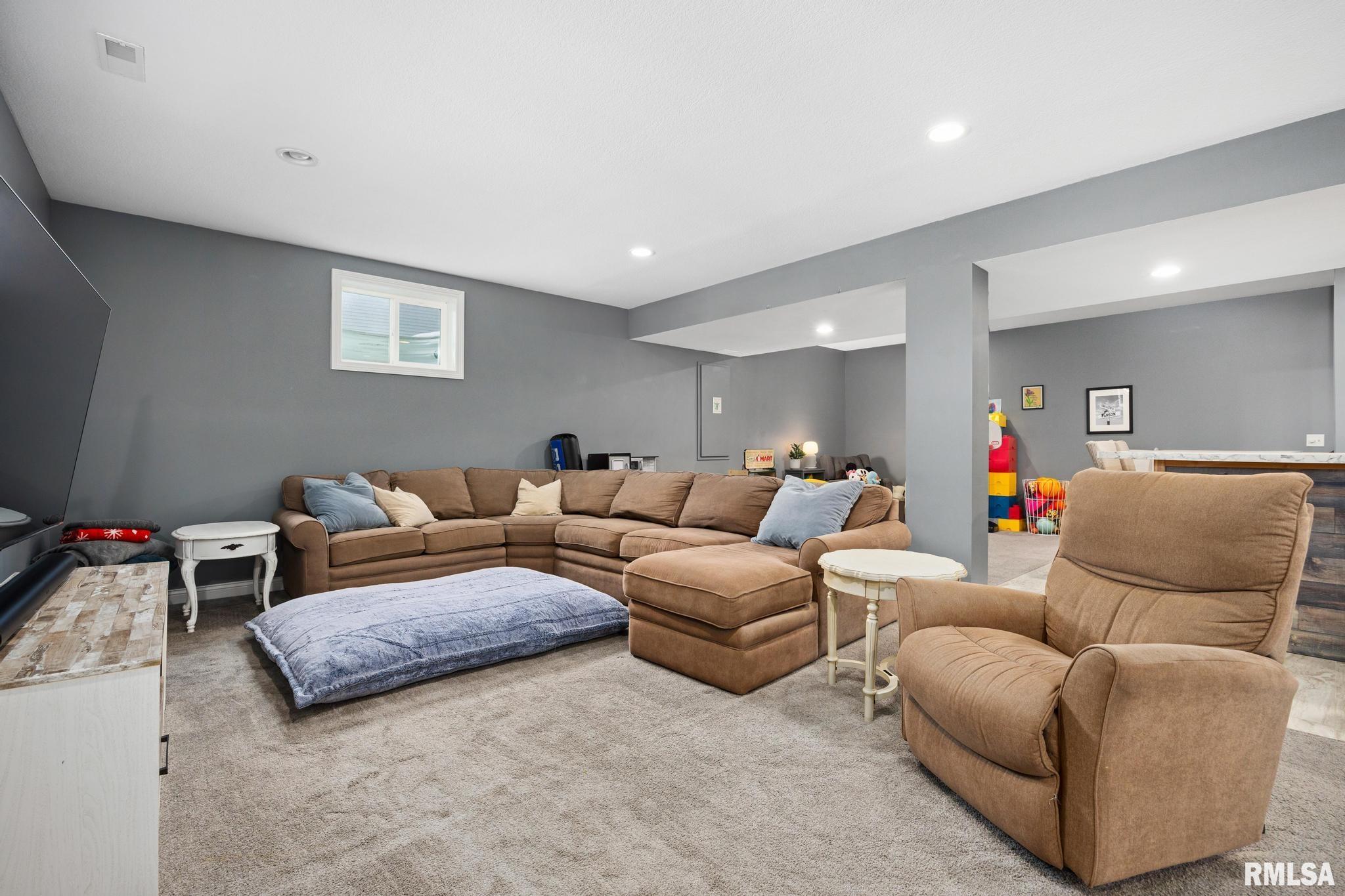 102 Joseph Court Washington, IL 61571 - Photo 35 of 56