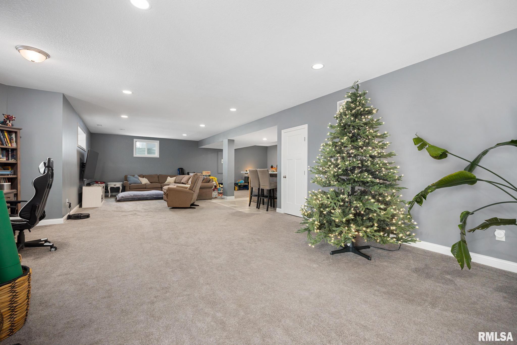 102 Joseph Court Washington, IL 61571 - Photo 38 of 56