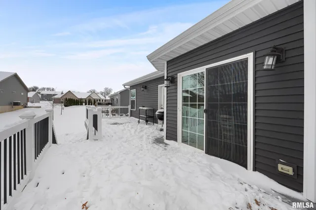 $552,000 | 102 Joseph Court, Washington, IL 61571