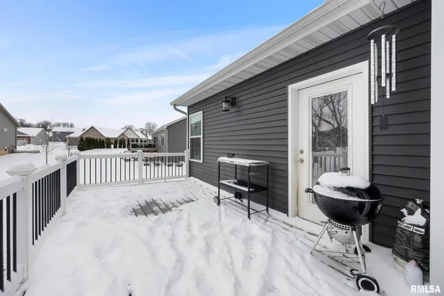 $552,000 | 102 Joseph Court, Washington, IL 61571