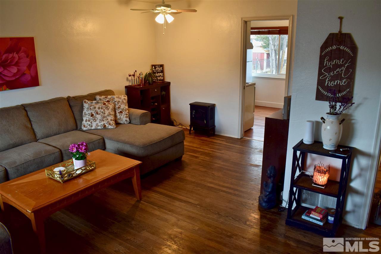 911 Belgrave Avenue Reno, NV 89502 - Photo 4 of 14 Photo 4