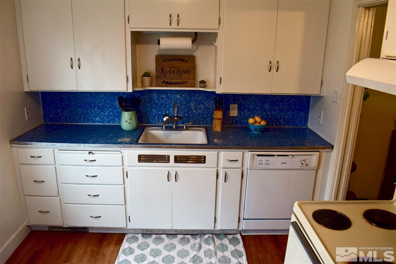 911 Belgrave Avenue Reno, NV 89502 - Photo 7 of 14 Photo 7