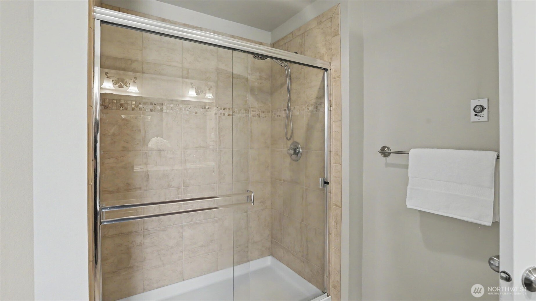 4029 166th Street Southeast Bothell, WA 98012 - Photo 15 of 23