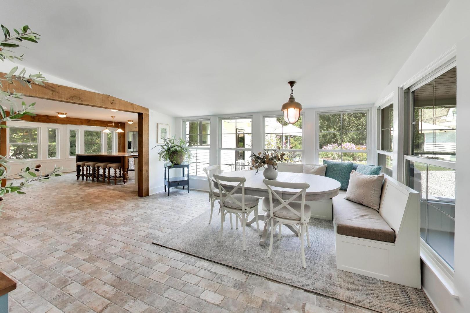 8105 Bull Valley Road Bull Valley, IL 60098 - Photo 6 of 54 Gallery Image 6