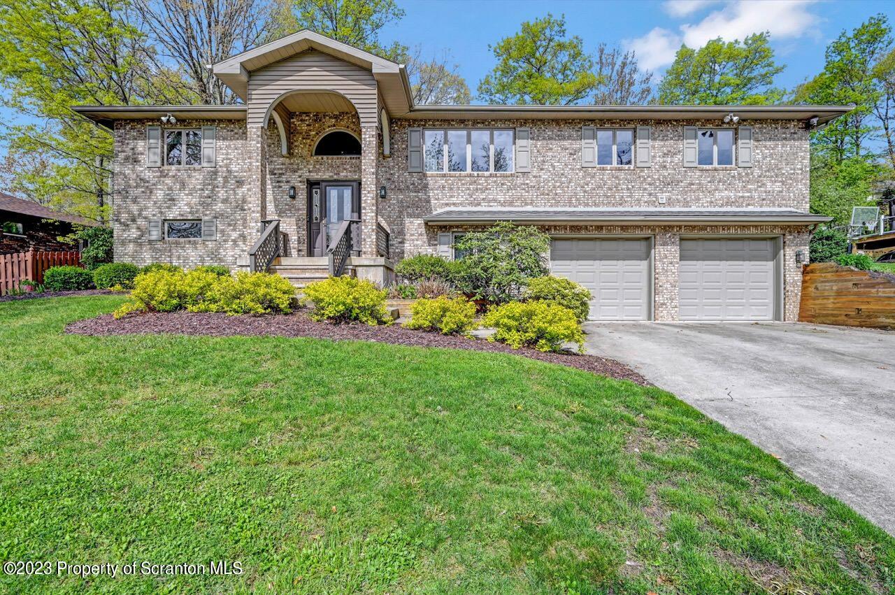 11 Ridgeview Drive Scranton, PA 18504 - Photo 1 of 61
