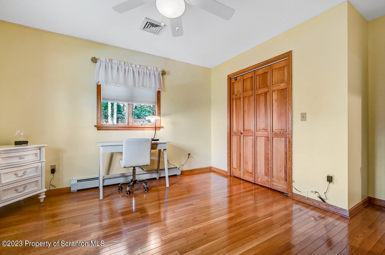 11 Ridgeview Drive Scranton, PA 18504 - Photo 36 of 61