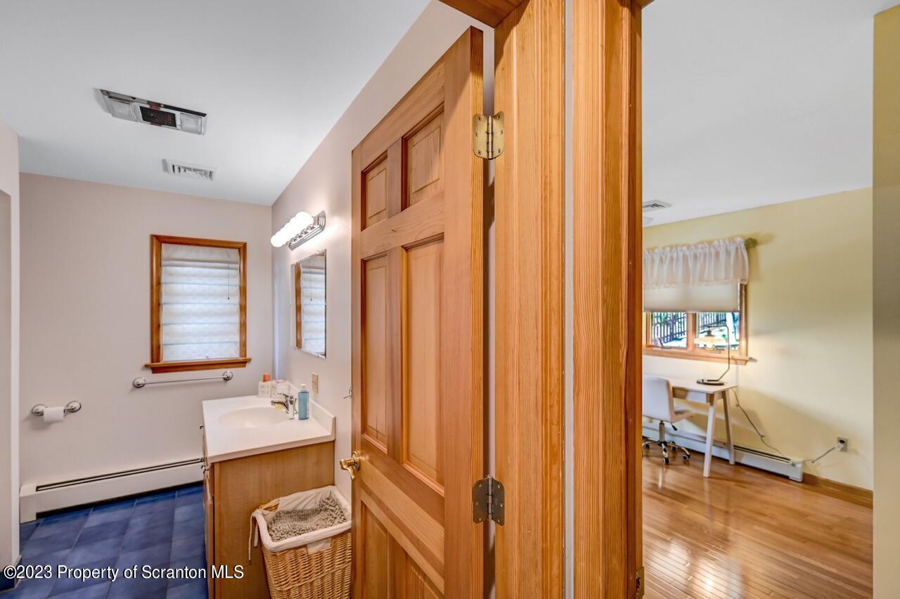 11 Ridgeview Drive Scranton, PA 18504 - Photo 38 of 61