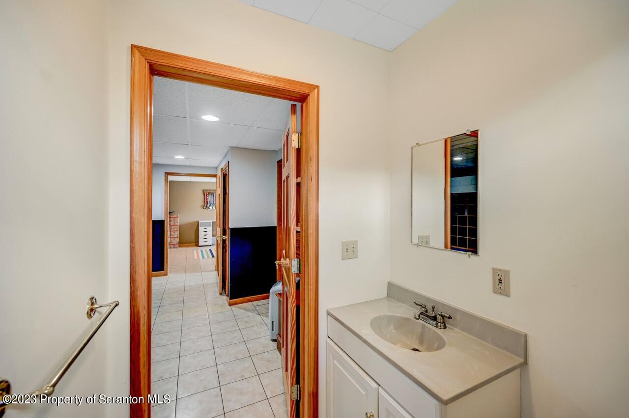 11 Ridgeview Drive Scranton, PA 18504 - Photo 52 of 61